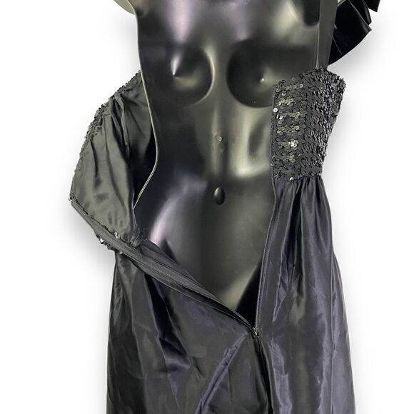 One Shoulder Black Vintage Sequin Gown Bow ILGWU Made 9 - Picture 11 of 14